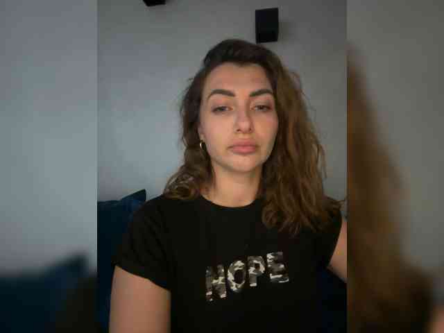 WILDGIRL webcam