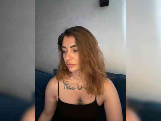 WILDGIRL webcam