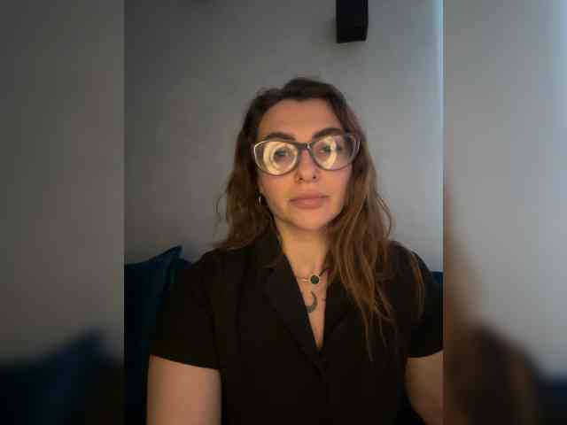WILDGIRL webcam