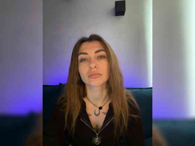 WILDGIRL webcam