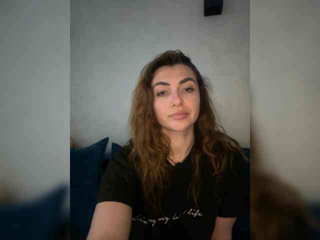 WILDGIRL webcam
