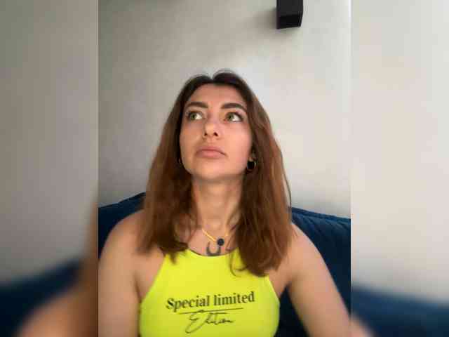 WILDGIRL webcam