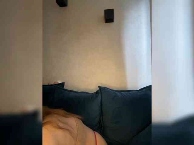 WILDGIRL webcam