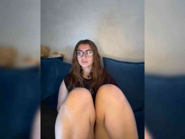 WILDGIRL webcam
