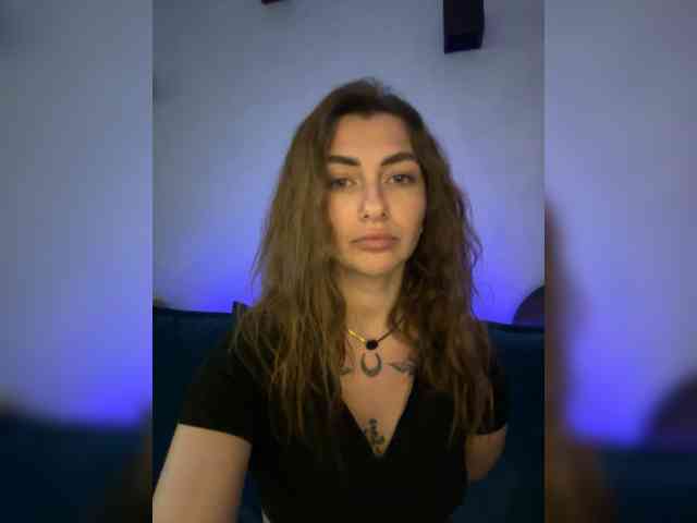WILDGIRL webcam