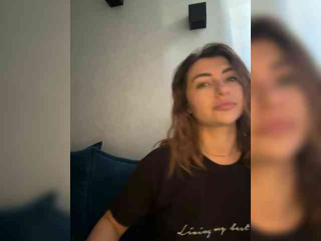 WILDGIRL webcam
