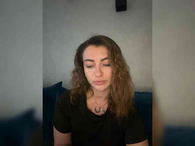 WILDGIRL webcam