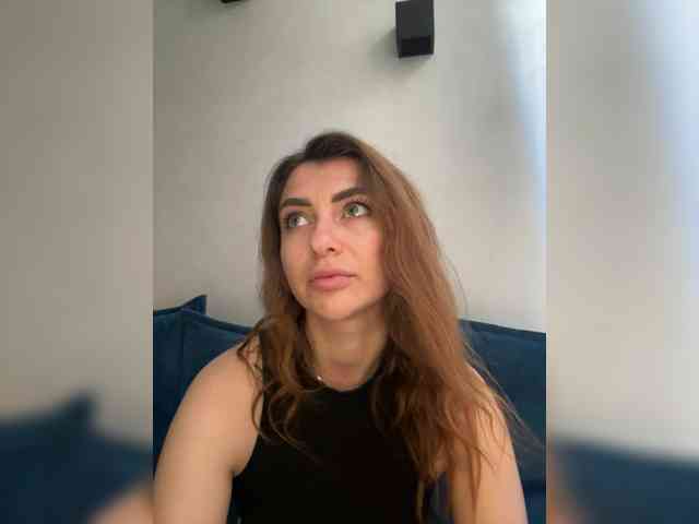 WILDGIRL webcam