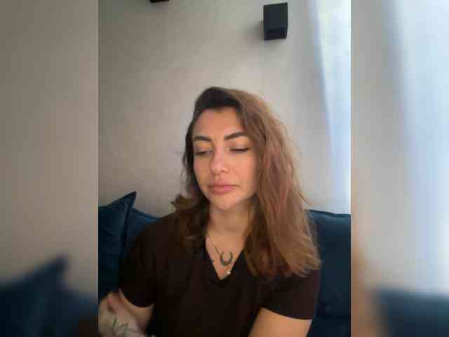 WILDGIRL webcam