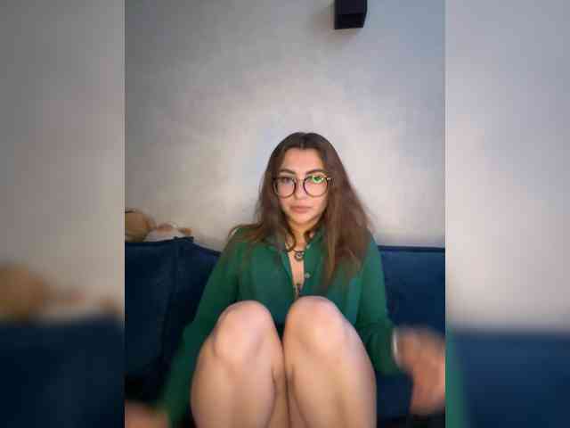 WILDGIRL webcam