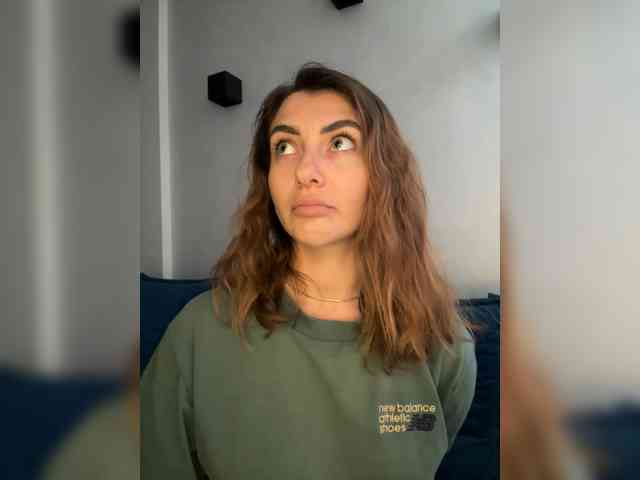 WILDGIRL webcam