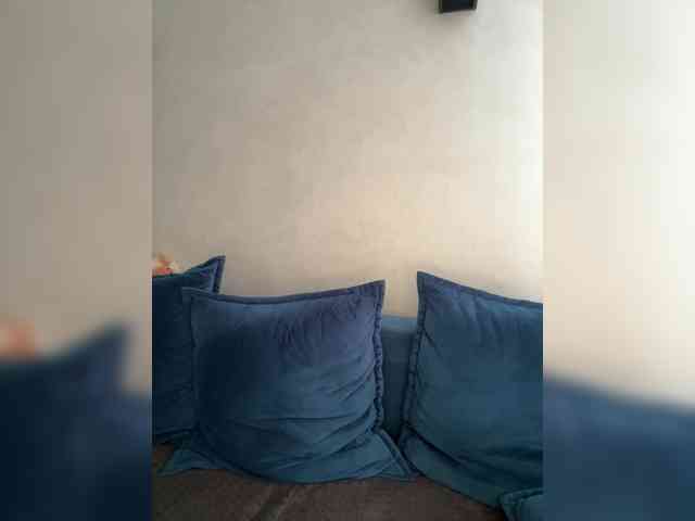 WILDGIRL webcam