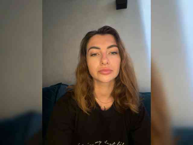 WILDGIRL webcam