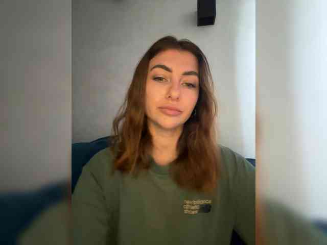 WILDGIRL webcam