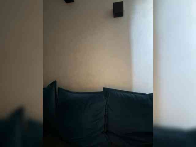 WILDGIRL webcam