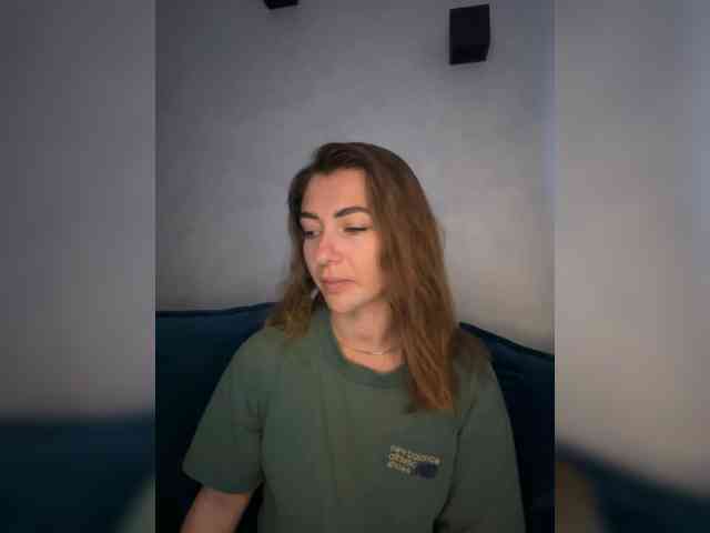 WILDGIRL webcam