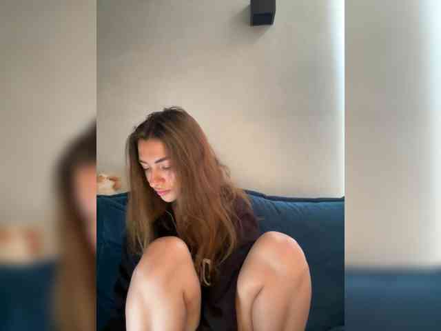 WILDGIRL webcam