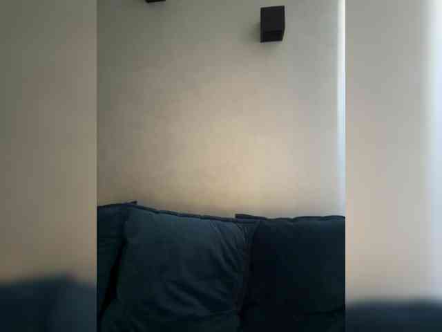 WILDGIRL webcam