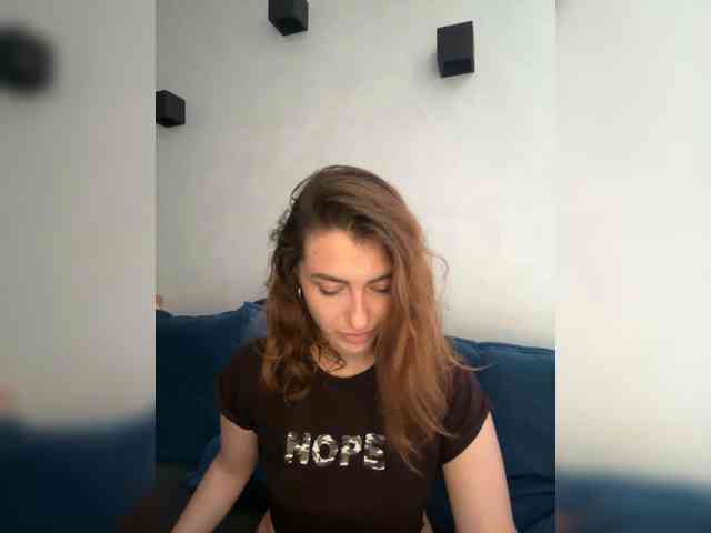 WILDGIRL webcam