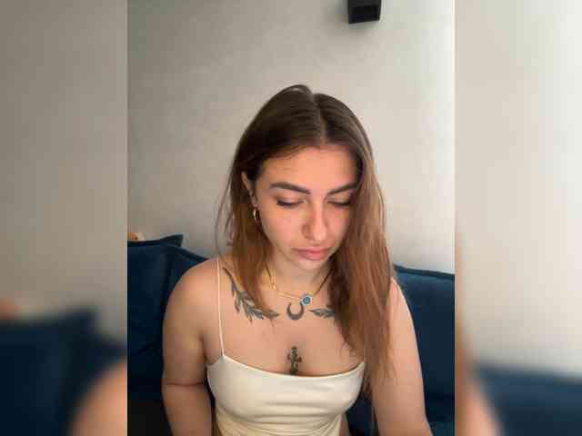 WILDGIRL webcam