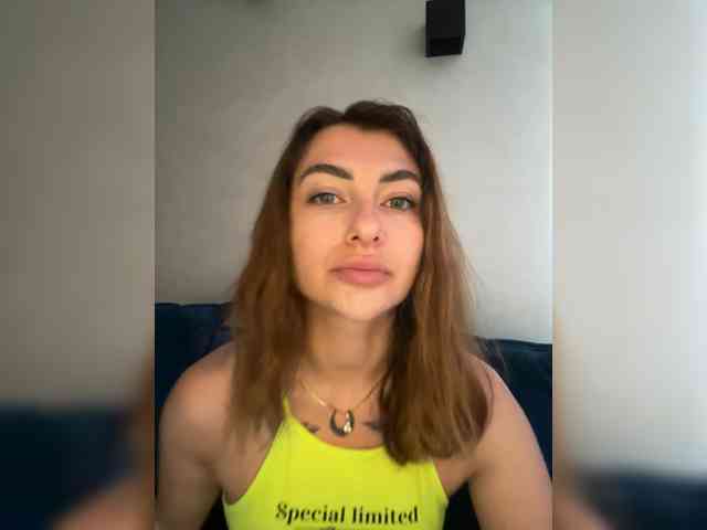 WILDGIRL webcam