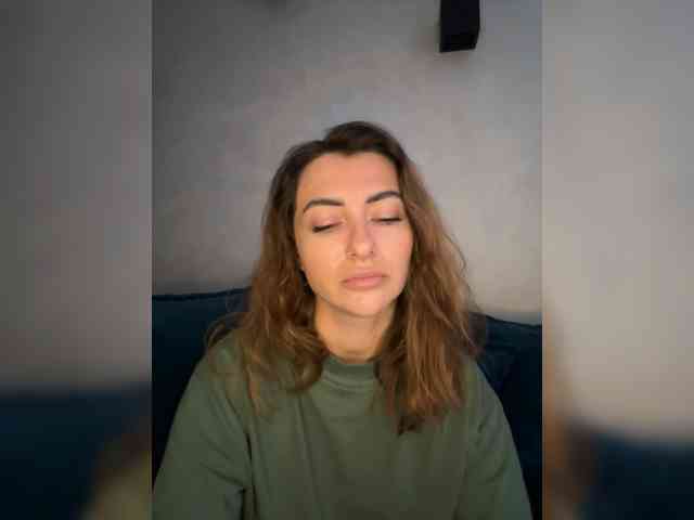 WILDGIRL webcam