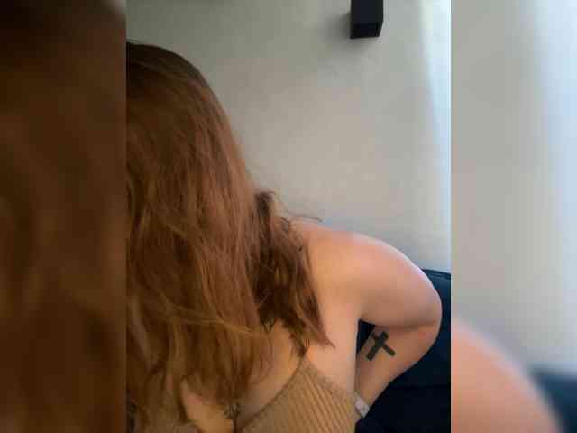 WILDGIRL webcam
