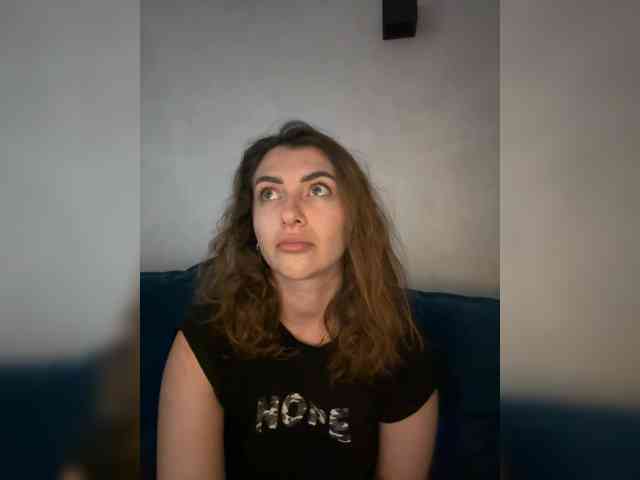 WILDGIRL webcam