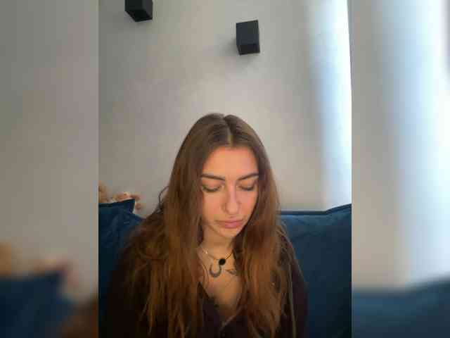 WILDGIRL webcam