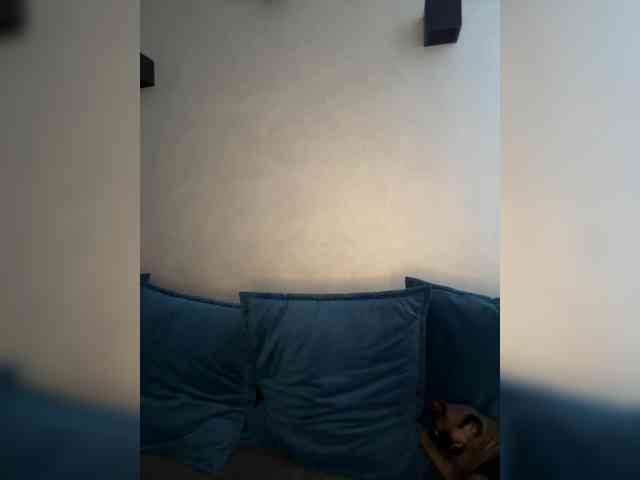 WILDGIRL webcam
