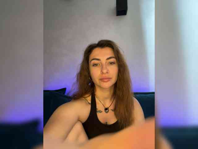 WILDGIRL webcam