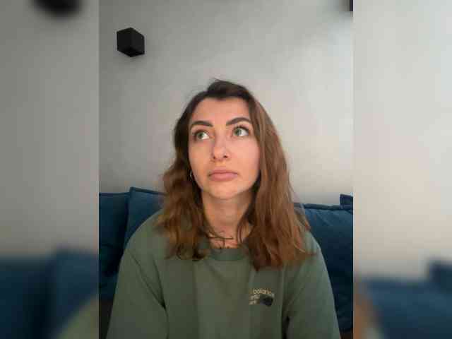 WILDGIRL webcam
