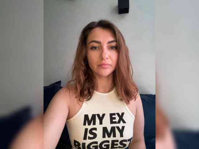 WILDGIRL webcam