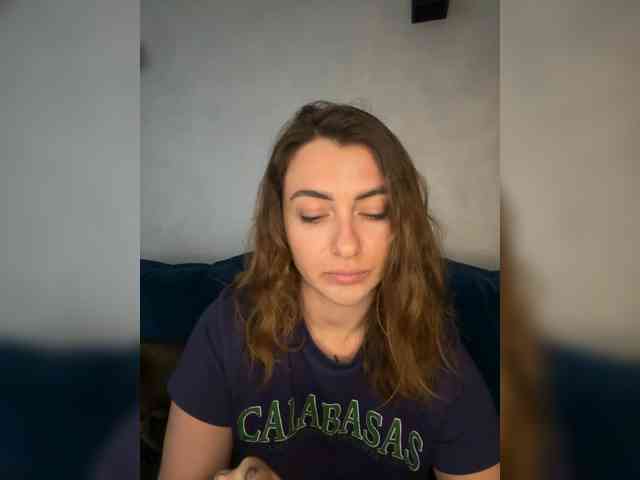 WILDGIRL webcam