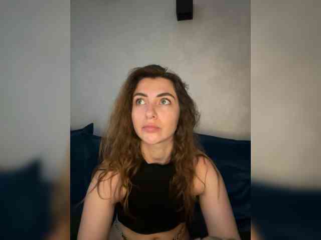 WILDGIRL webcam