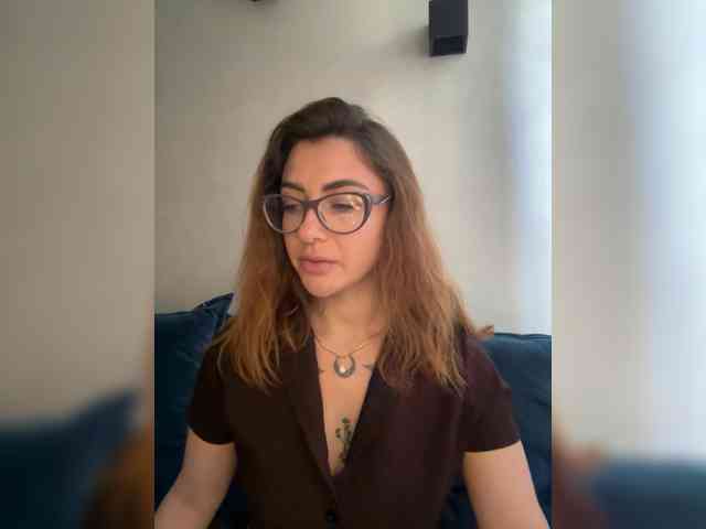 WILDGIRL webcam