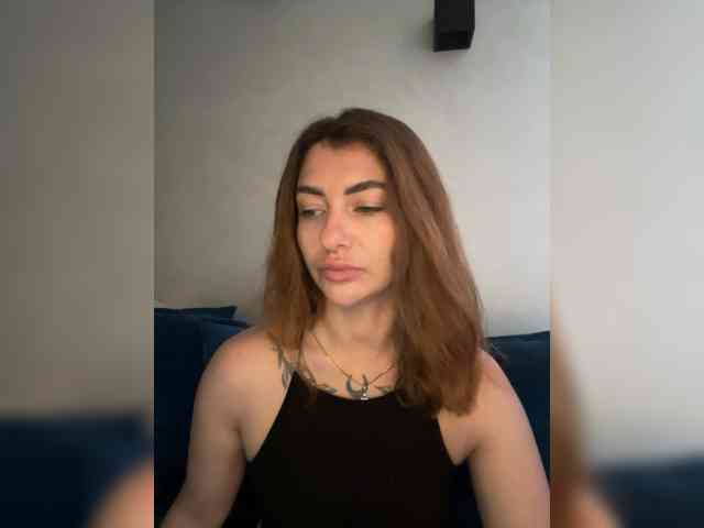 WILDGIRL webcam