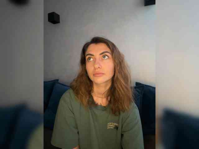 WILDGIRL webcam