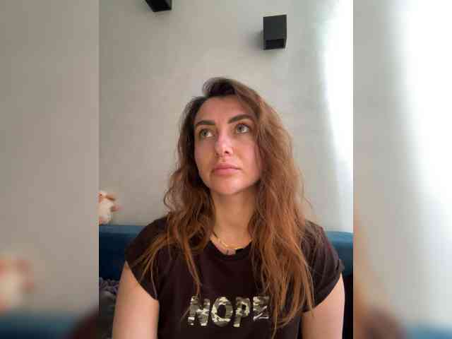 WILDGIRL webcam