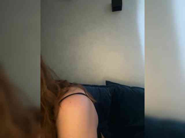 WILDGIRL webcam