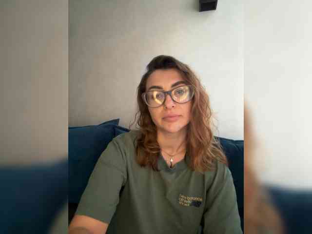 WILDGIRL webcam