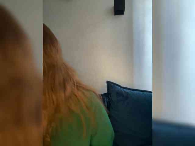 WILDGIRL webcam