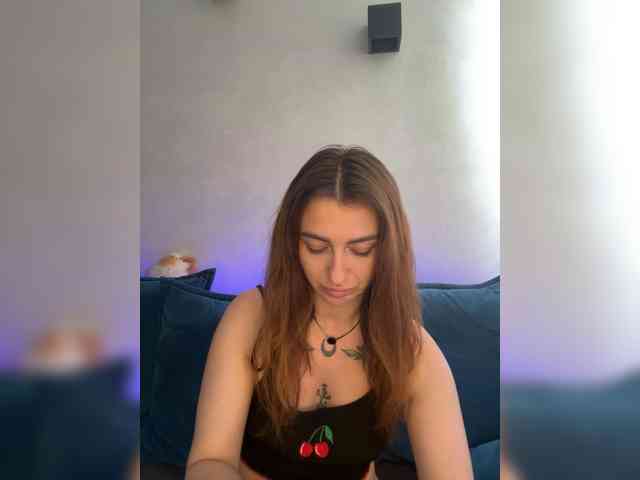 WILDGIRL webcam
