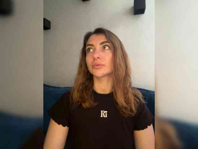 WILDGIRL webcam