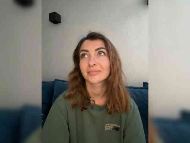 WILDGIRL webcam