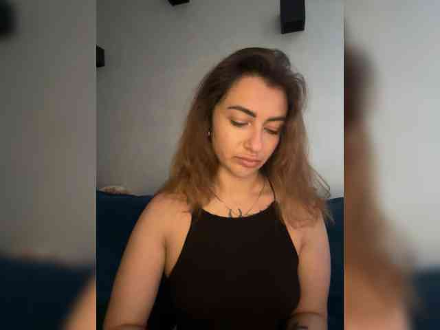 WILDGIRL webcam
