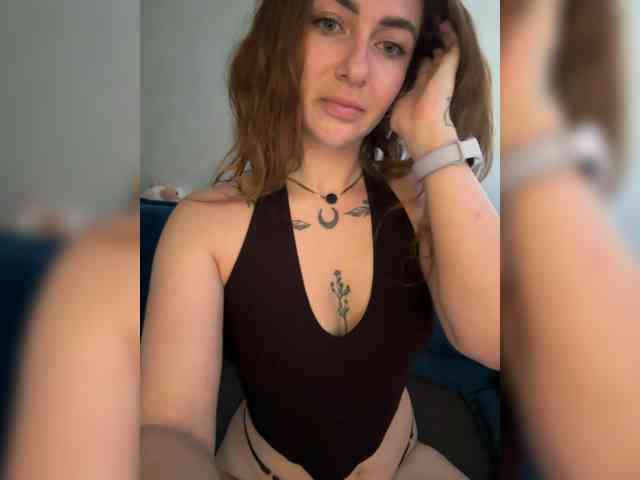 WILDGIRL webcam
