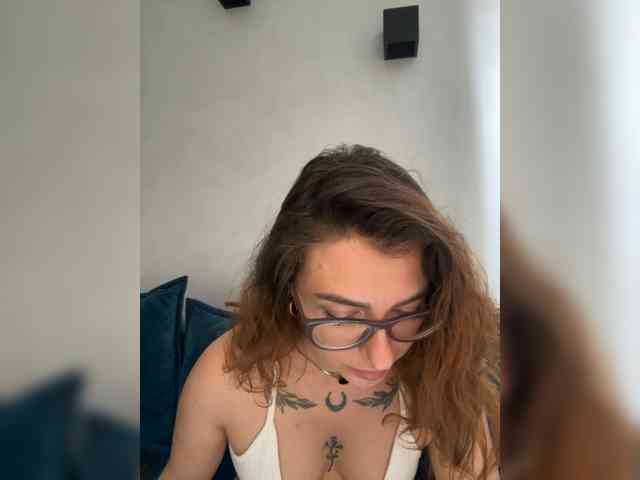 Модель: WILDGIRL