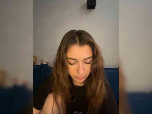 WILDGIRL webcam
