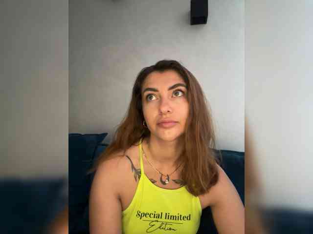 WILDGIRL webcam